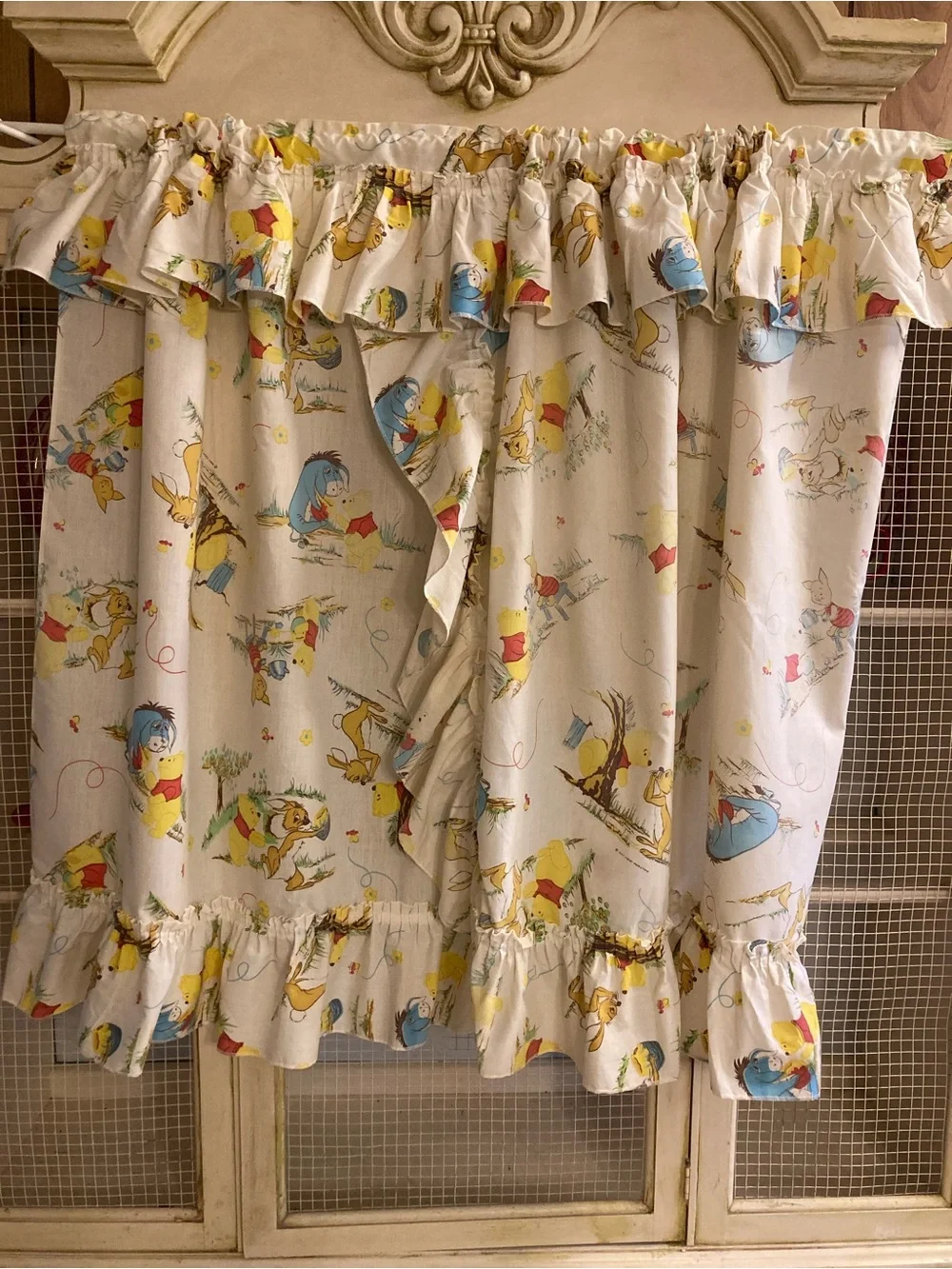 Set of 2.  Disney Winnie the Pooh vintage SEARS CURTAINS